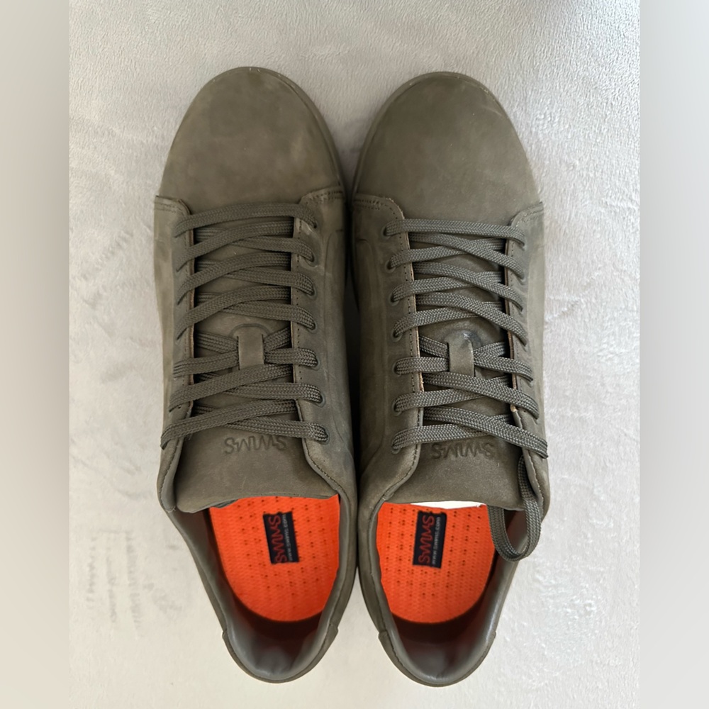 NWOB - SWIMS Men's Breeze Tennis Leather - Olive Sneakers